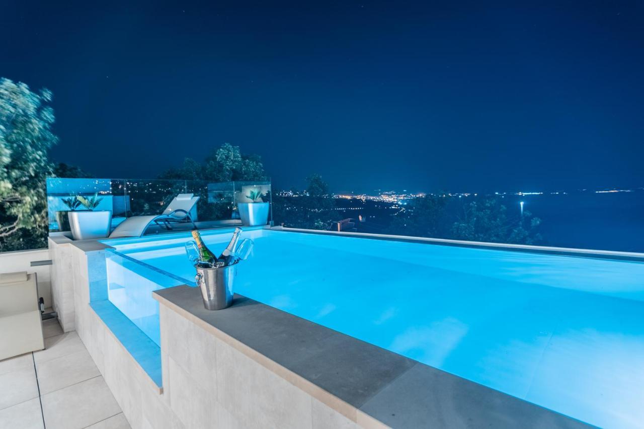 Villa The Boat With Rooftop Pool Matulji Zewnętrze zdjęcie